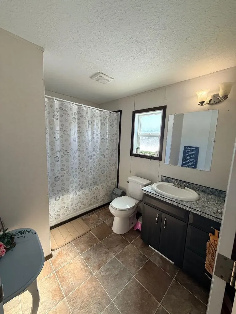 12072 Twp Road 1072 La Crete AB T0H2H0