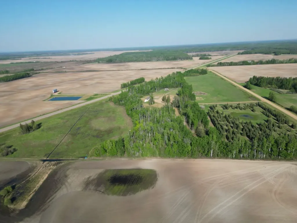 12072 Twp Road 1072 La Crete AB T0H2H0