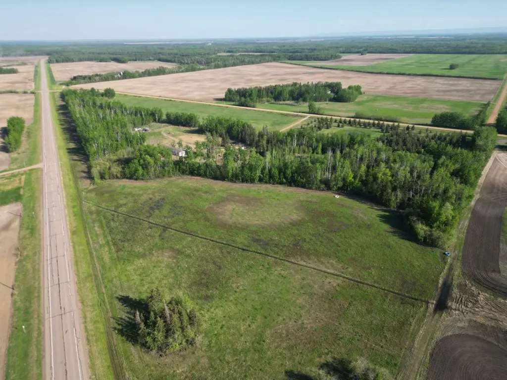 12072 Twp Road 1072 La Crete AB T0H2H0