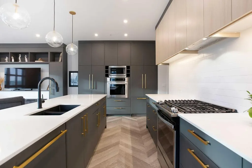 4275 Norford Avenue NW Calgary AB T3B6M2