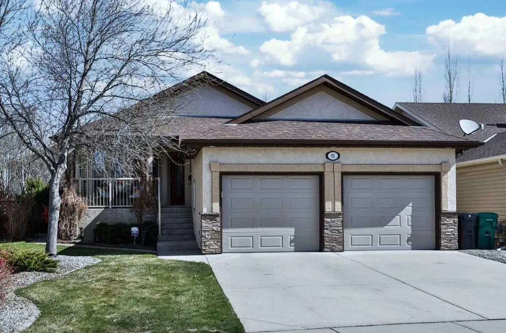 91 Fairmont Point S Lethbridge AB T1K 7W8