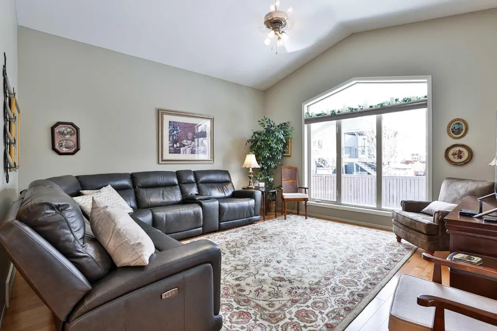 91 Fairmont Point S Lethbridge AB T1K 7W8