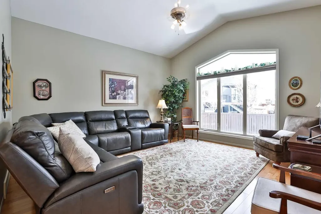 91 Fairmont Point S Lethbridge AB T1K 7W8