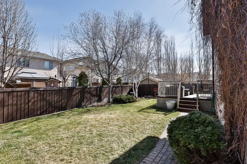 91 Fairmont Point S Lethbridge AB T1K 7W8