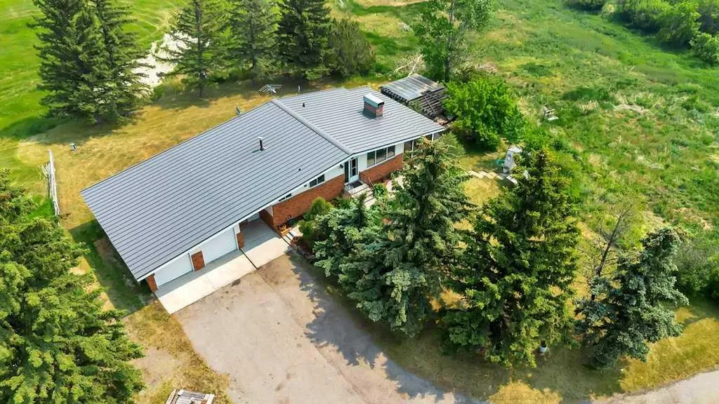 121 Cousin Street Rural Wheatland County AB T1P 0X8
