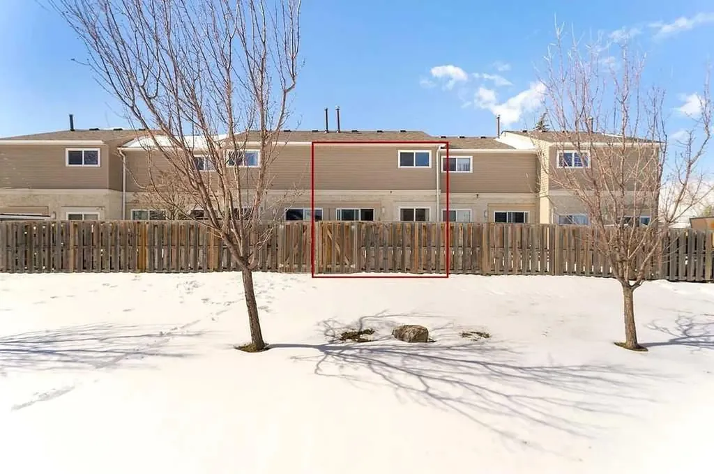 5520 1 Avenue SE Calgary AB T2A 5Z7