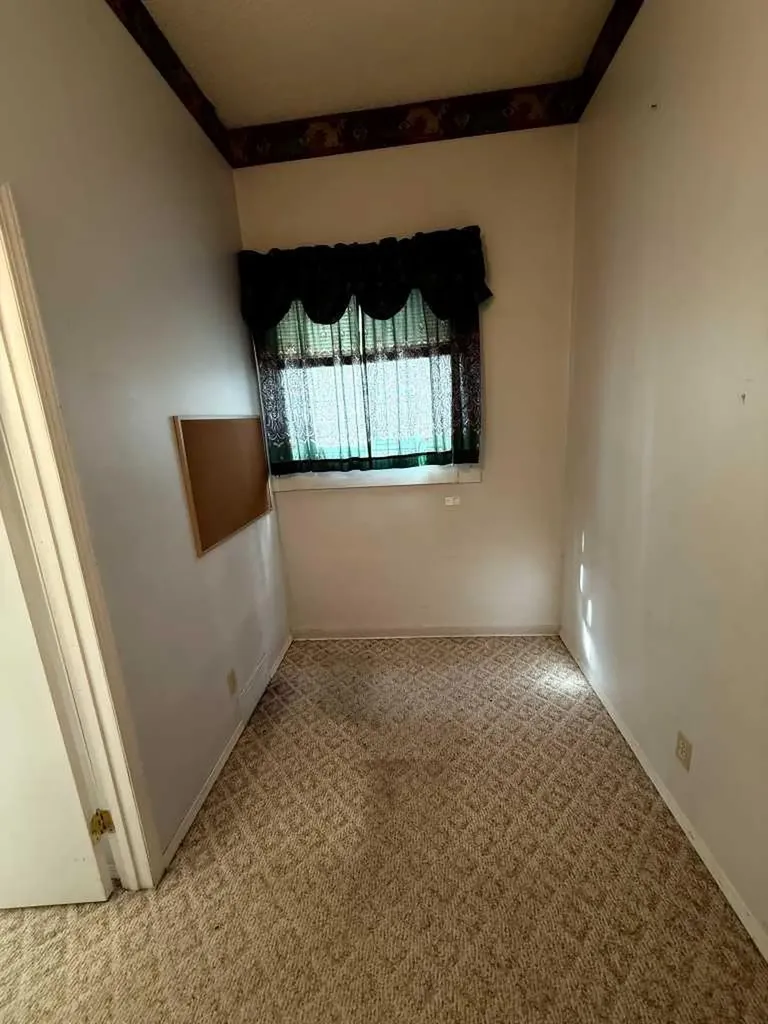 223 6 Street Beiseker AB T0M 0G0