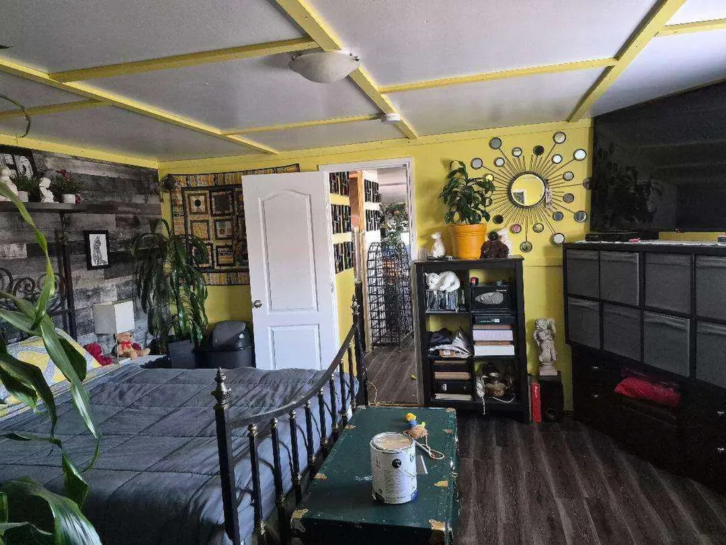 5103 61 Avenue Olds AB T4H 1L6