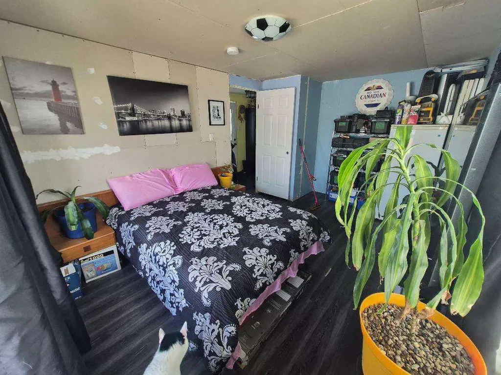 5103 61 Avenue Olds AB T4H 1L6
