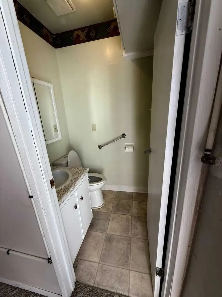 223 6 Street Beiseker AB T0M 0G0
