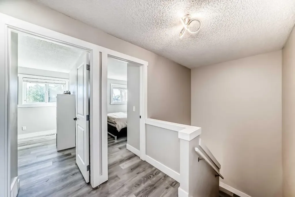 3920 44 Avenue NE Calgary AB T1Y 5V8