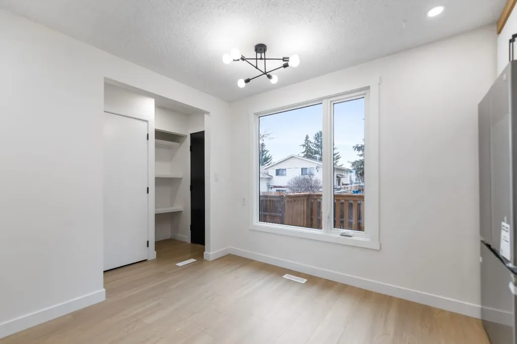1051 Fonda Court SE Calgary AB T2A 5W1