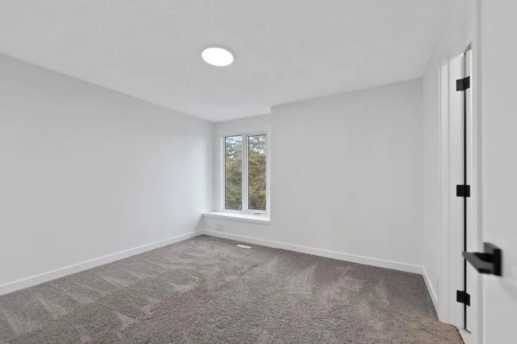 1051 Fonda Court SE Calgary AB T2A 5W1
