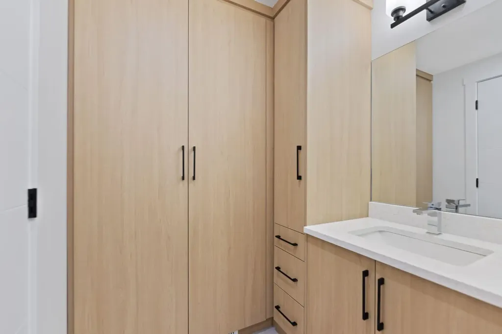 1051 Fonda Court SE Calgary AB T2A 5W1