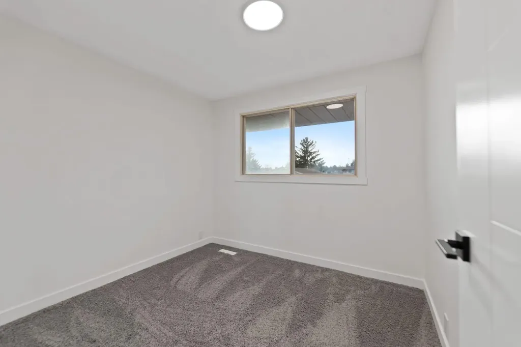 1051 Fonda Court SE Calgary AB T2A 5W1