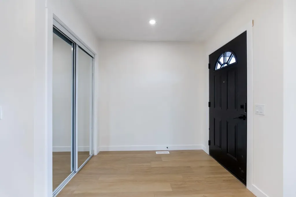 1051 Fonda Court SE Calgary AB T2A 5W1