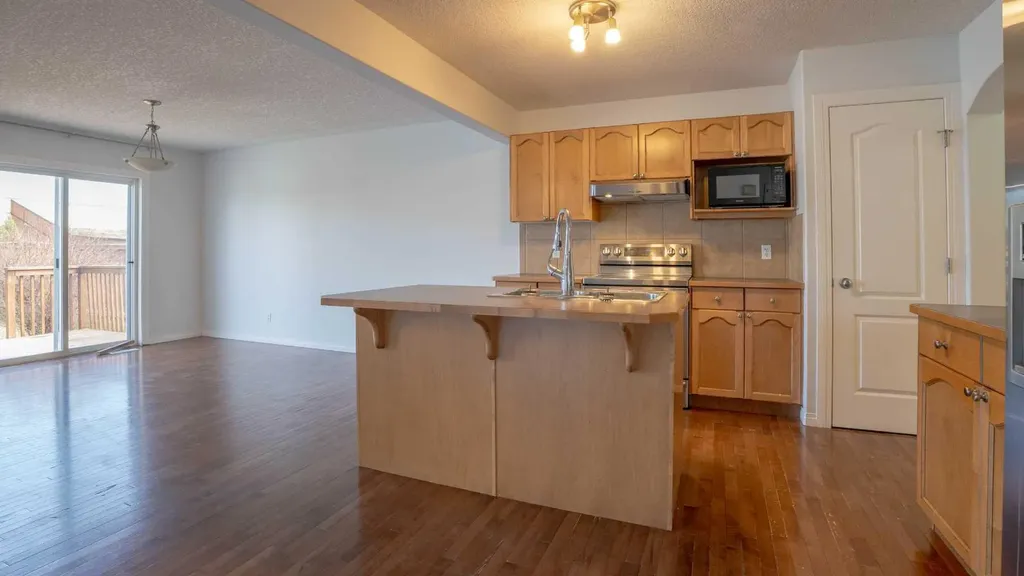 160 Covemeadow Road NE Calgary AB T3K6E7