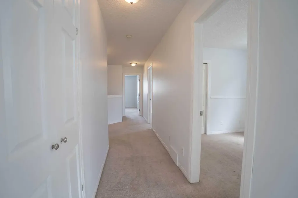 160 Covemeadow Road NE Calgary AB T3K6E7