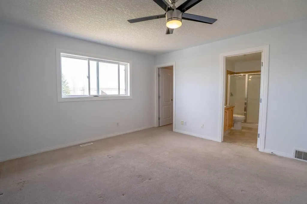 160 Covemeadow Road NE Calgary AB T3K6E7