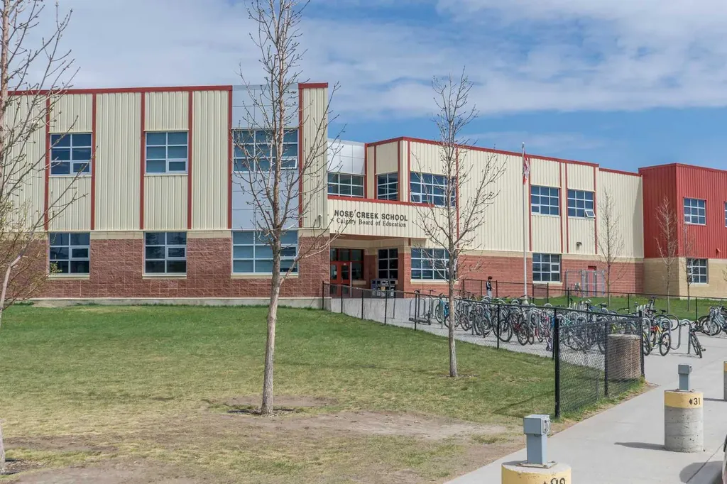 160 Covemeadow Road NE Calgary AB T3K6E7
