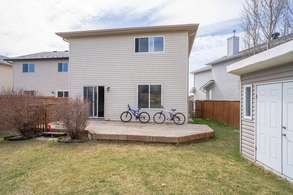 160 Covemeadow Road NE Calgary AB T3K6E7