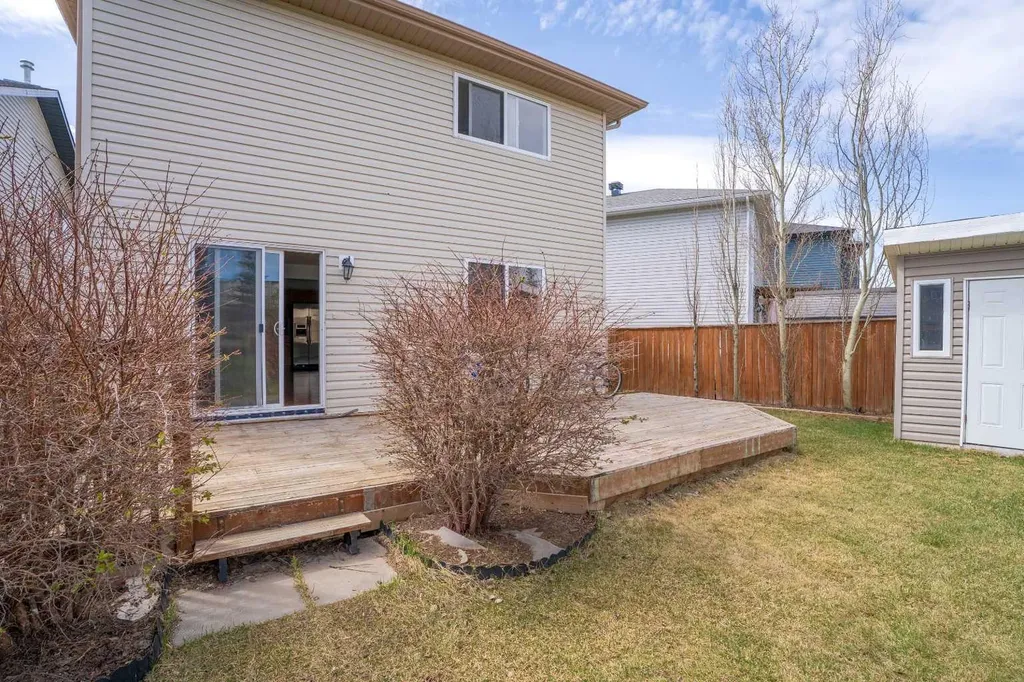 160 Covemeadow Road NE Calgary AB T3K6E7