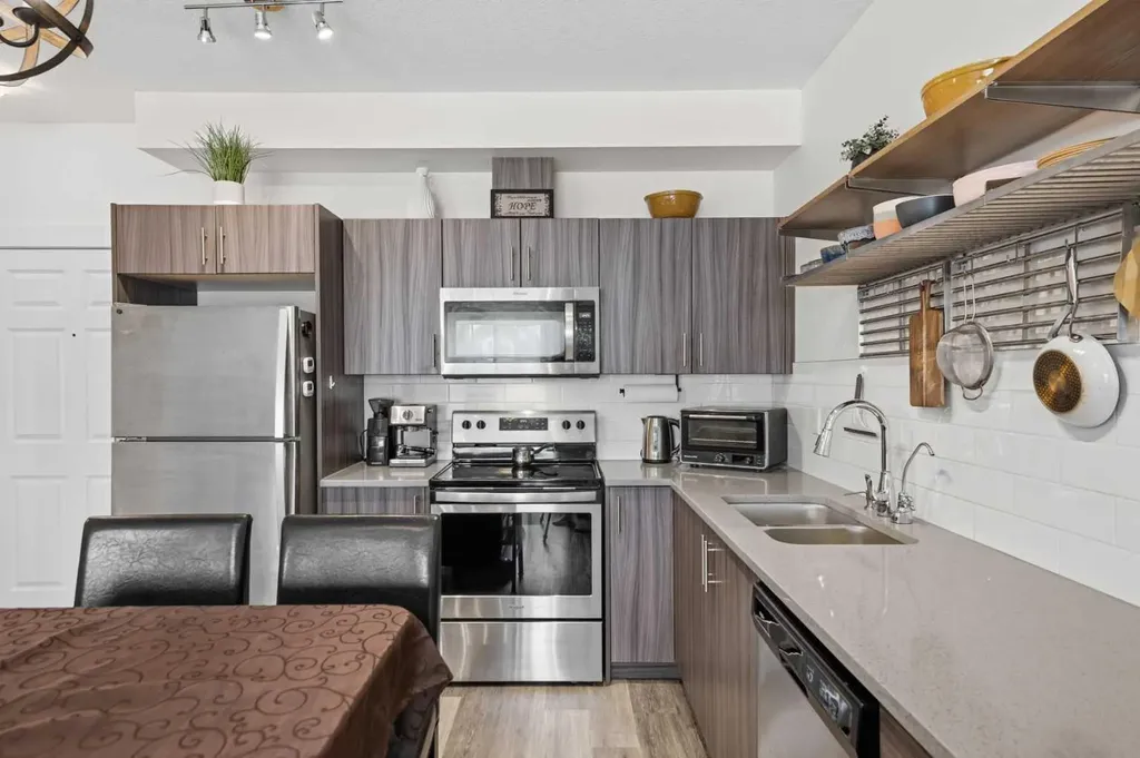 298 Sage Meadows Park NW Calgary AB T3P 1P5