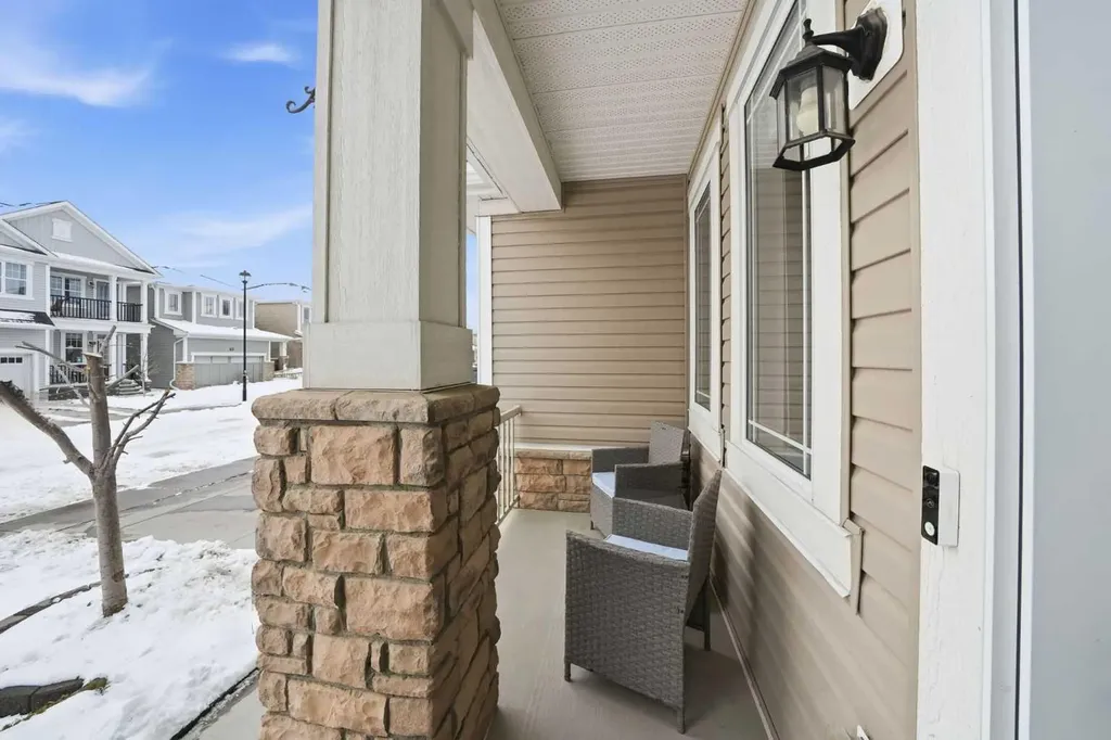 134 Windrow Link SW Airdrie AB T4B 4K4