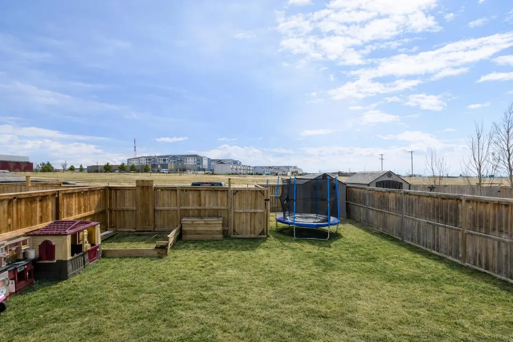 67 Bowman Circle Sylvan Lake AB T4S 0H9