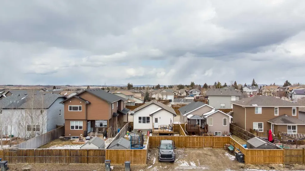 67 Bowman Circle Sylvan Lake AB T4S 0H9