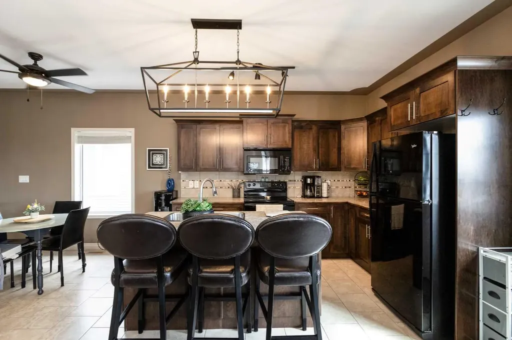 67 Bowman Circle Sylvan Lake AB T4S 0H9