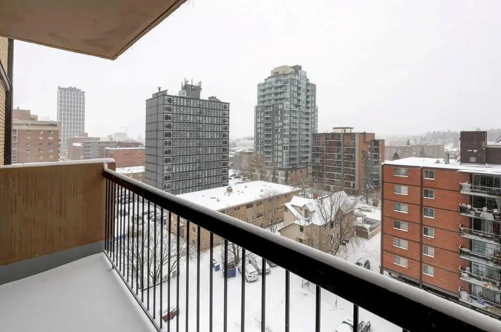733 14 Avenue SW Calgary AB T2R 0W1