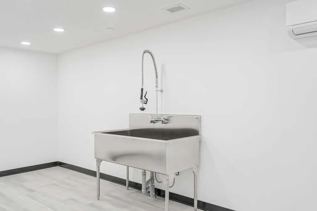 111 Wolf Creek Drive SE Calgary AB T2X 5X2