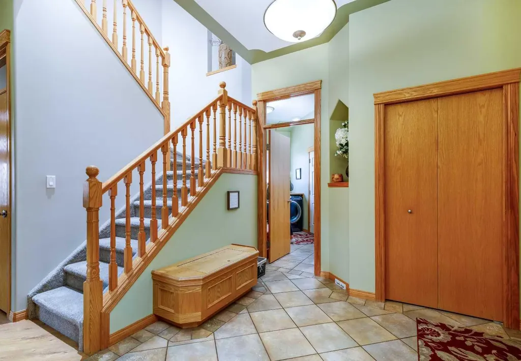 64 Lacey Close Red Deer AB T4R 3R7