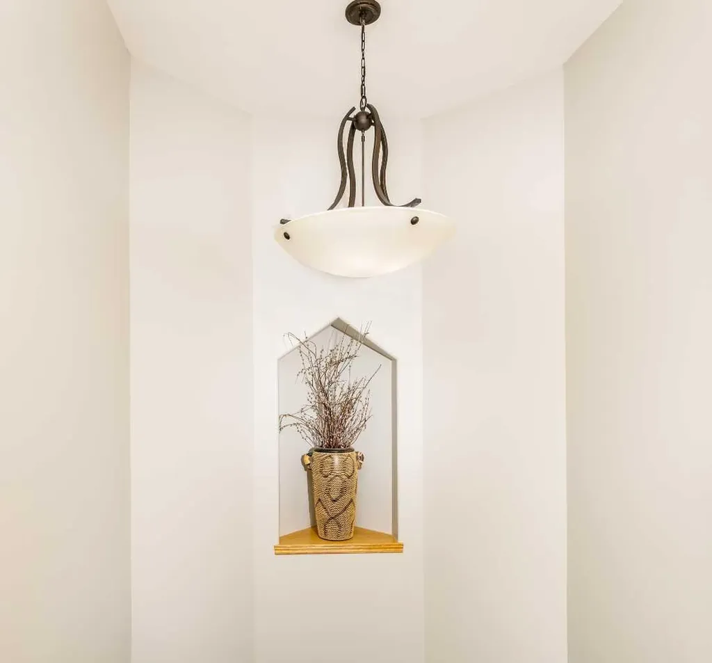 64 Lacey Close Red Deer AB T4R 3R7