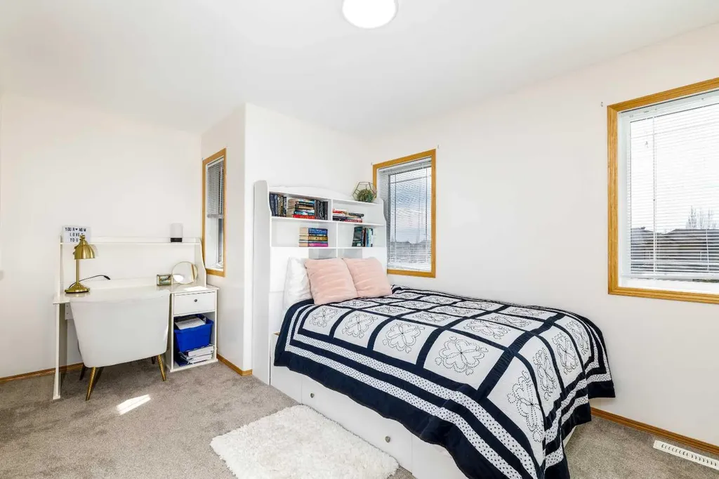 64 Lacey Close Red Deer AB T4R 3R7