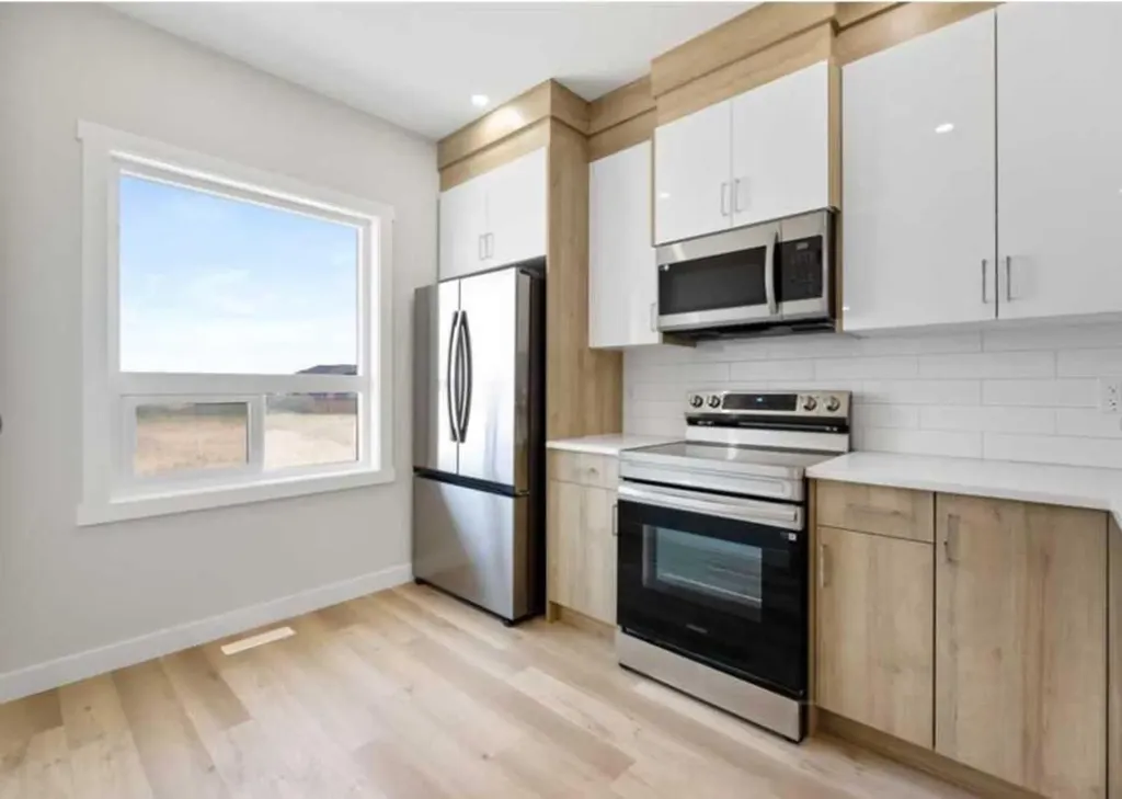 52 Red Sky Villas NE Calgary AB T3N1N3