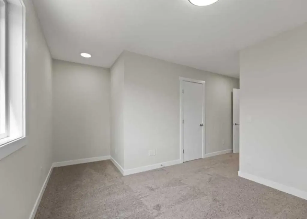 52 Red Sky Villas NE Calgary AB T3N1N3