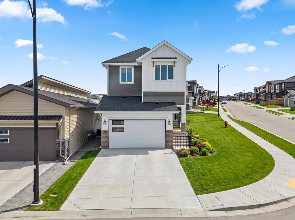 305 Precedence View Cochrane AB T4C 3B4