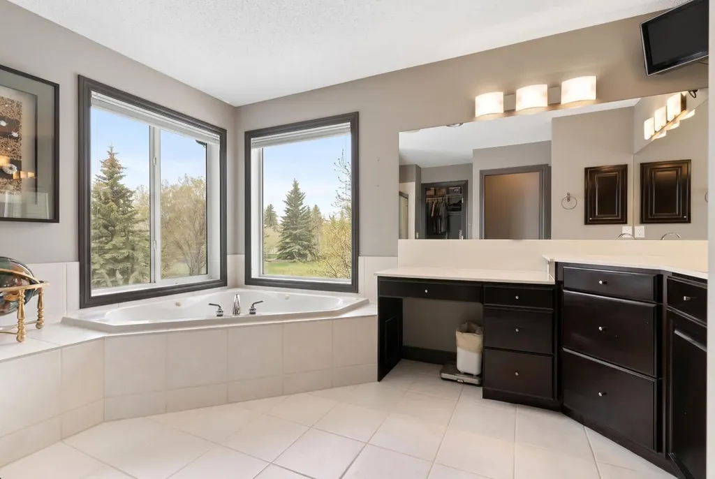 31 Gleneagles Terrace Cochrane AB T4C 1W4