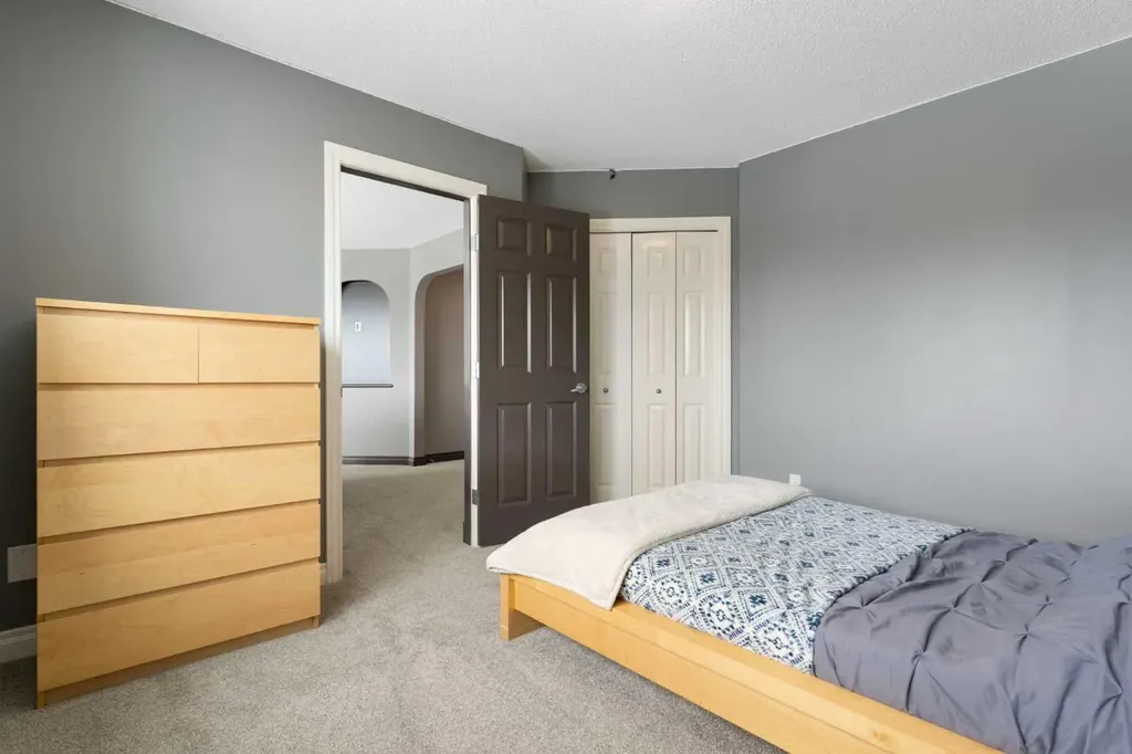 31 Gleneagles Terrace Cochrane AB T4C 1W4