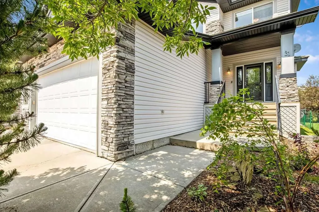 31 Gleneagles Terrace Cochrane AB T4C 1W4