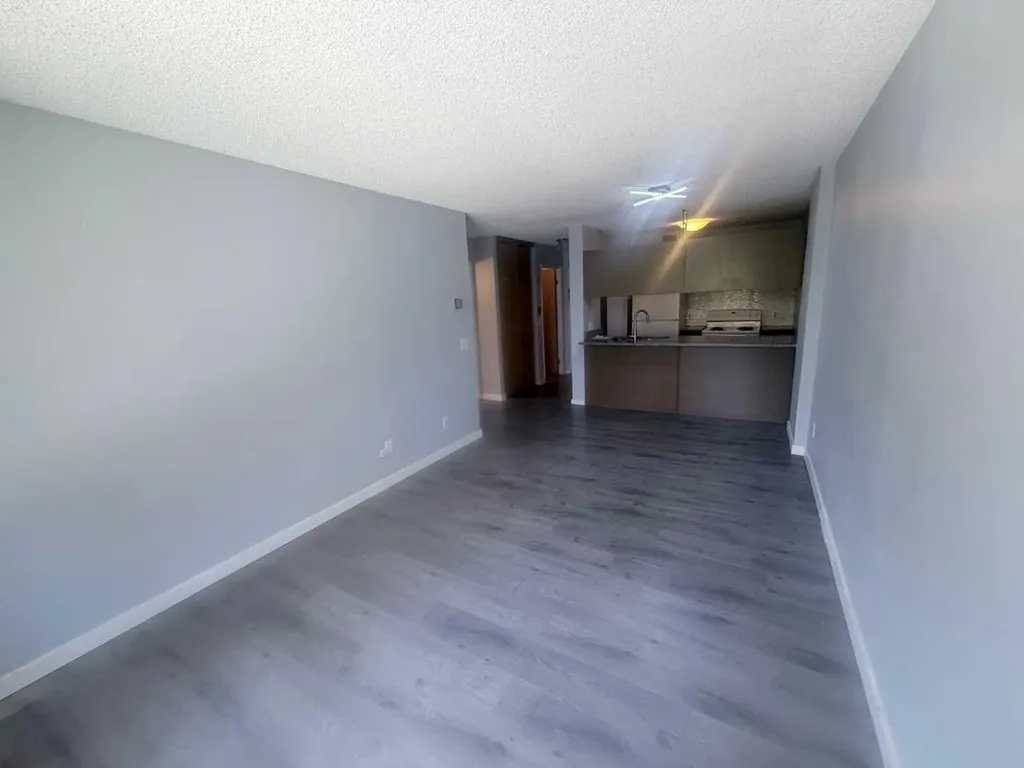 738 3 Avenue SW Calgary AB T2P0G7