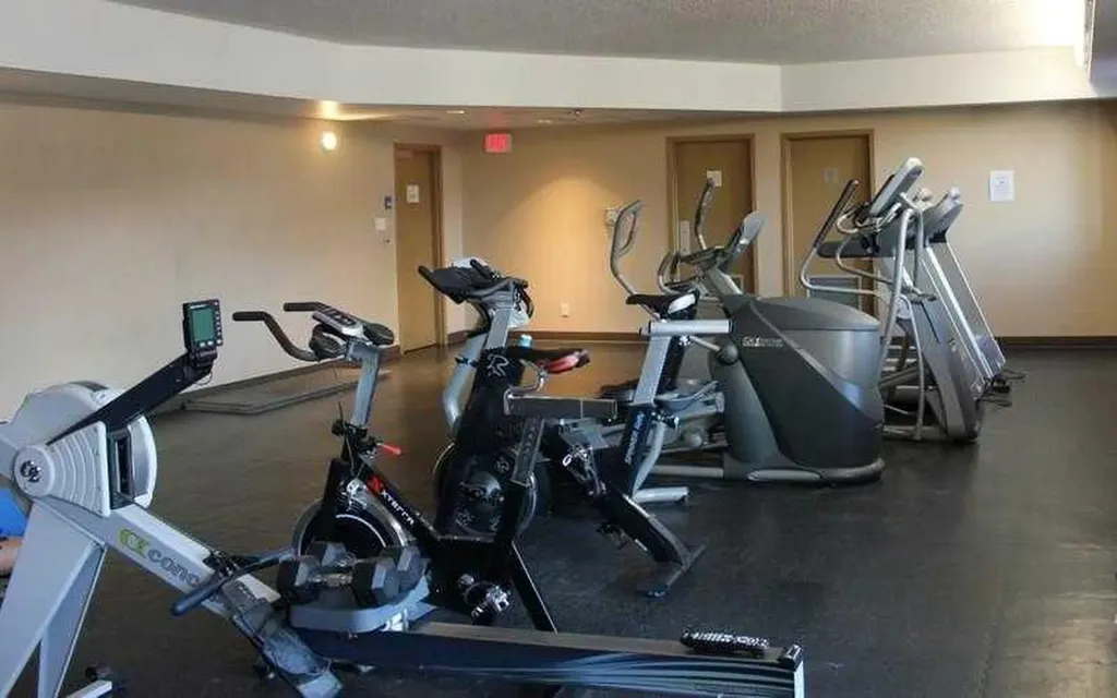 738 3 Avenue SW Calgary AB T2P0G7