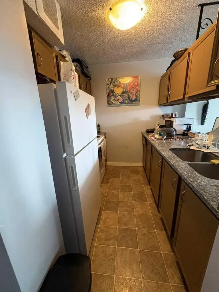 738 3 Avenue SW Calgary AB T2P0G7