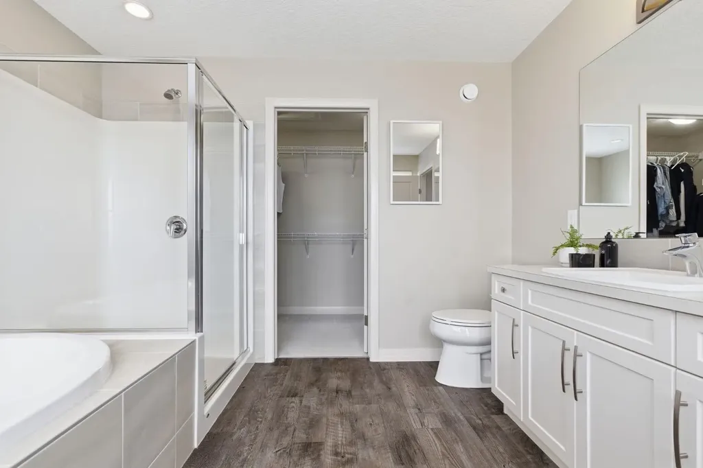 132 Sundown Way Cochrane AB T4C 2M6