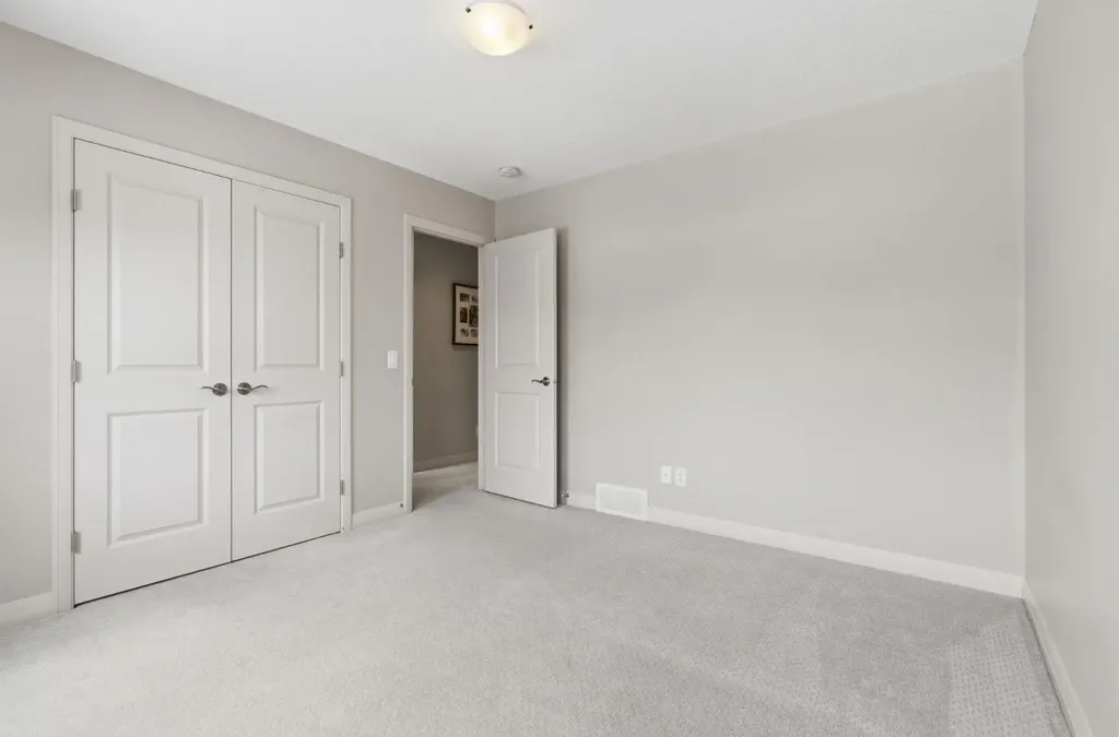132 Sundown Way Cochrane AB T4C 2M6