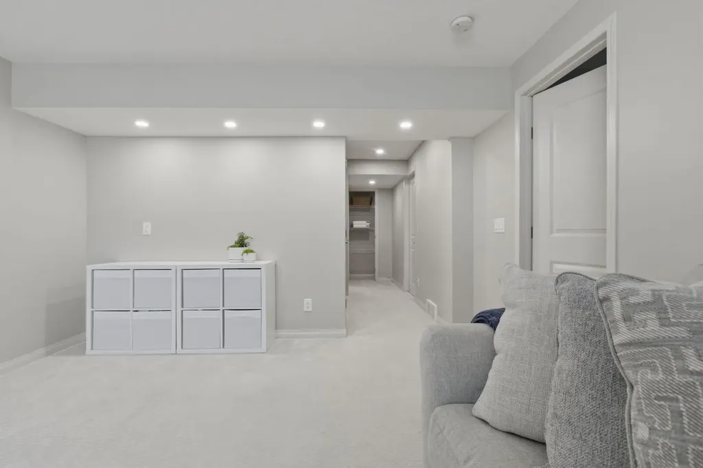 132 Sundown Way Cochrane AB T4C 2M6