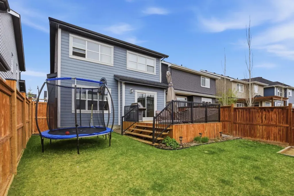 132 Sundown Way Cochrane AB T4C 2M6