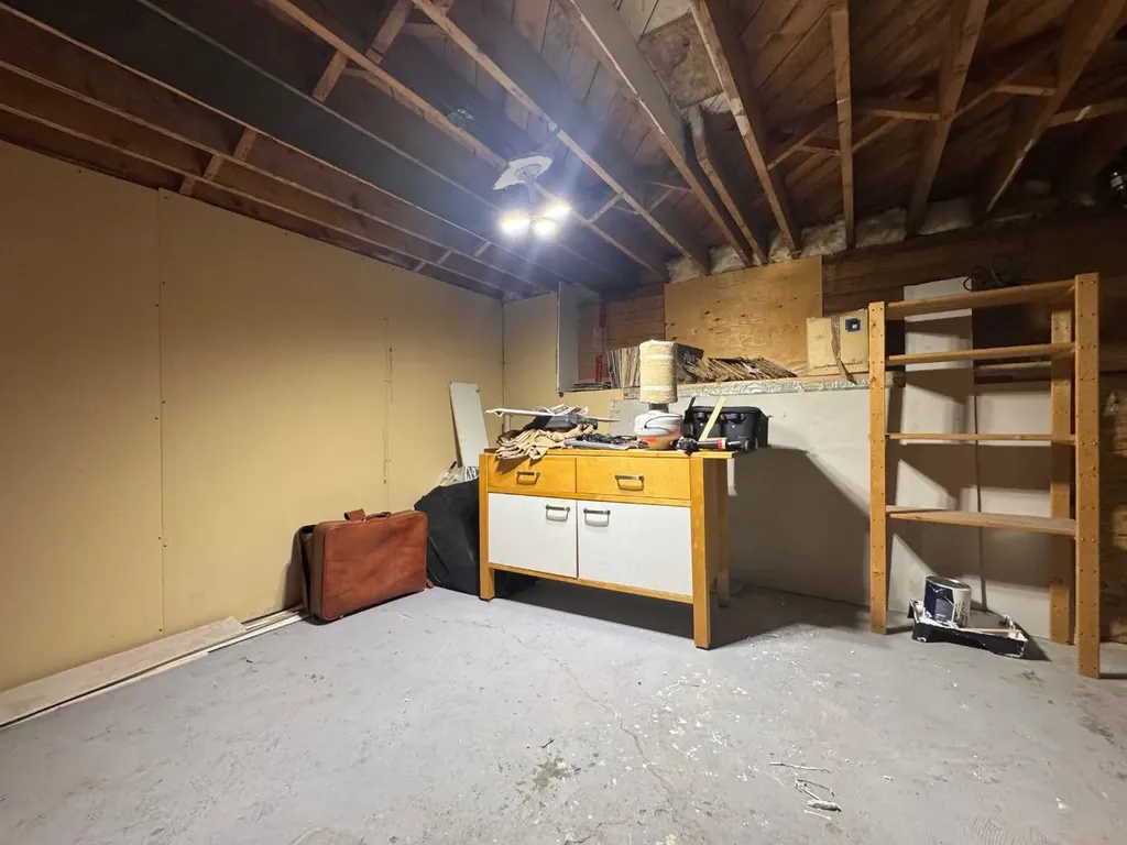 5319 47 Avenue Wetaskiwin AB T9A 0K9
